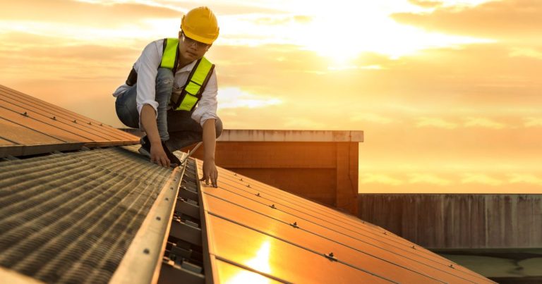 Installation de panneau solaire